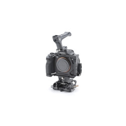 Tilta Pro Kit para Sony a7R V | Half Cage + Placa LWS + Mango NATO