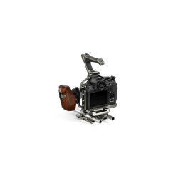 Kit Profesional Tilta para Nikon Z8 – Jaula, Mangos y Base LWS