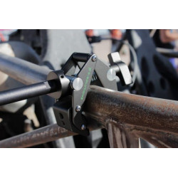 Abrazadera Savior Clamp | Mandíbulas Articuladas y Roscas 1/4”-3/8”